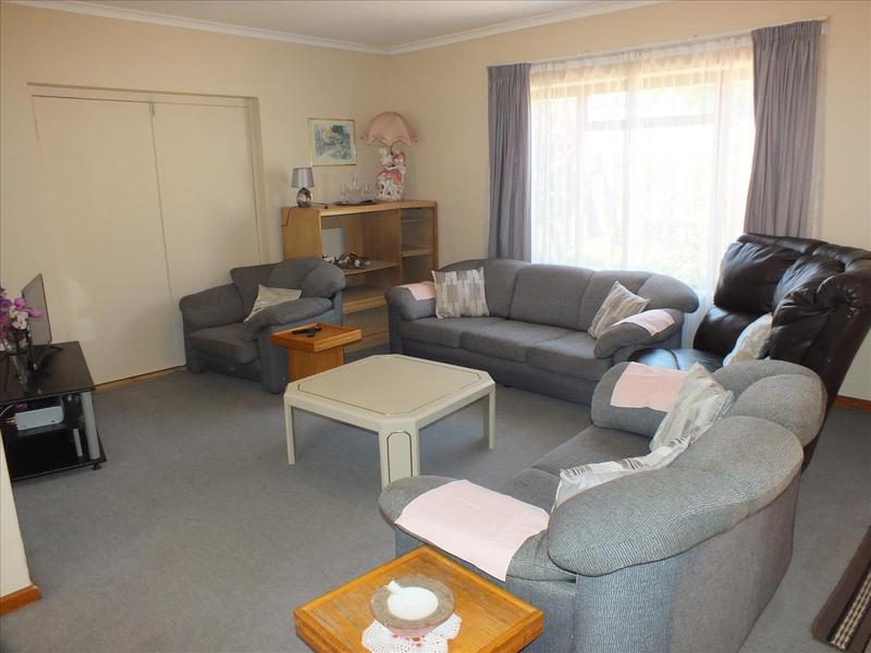 4 Bedroom Property for Sale in Welway Park Western Cape